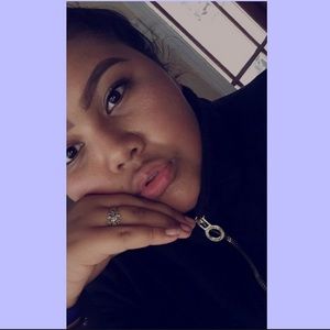 Meet your Posher, Katherine